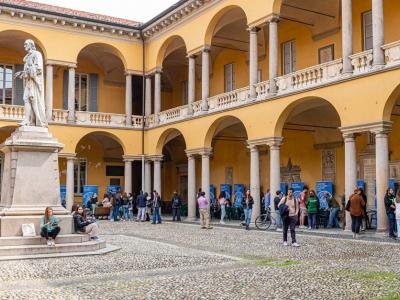 Evento di orientamento nel cortile Volta dell'Università